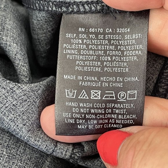 Lilka Anthropologie Size S Navy Blue Floral LAKESHORE Long Sleeve Jumpsuit - Picture 5 of 5